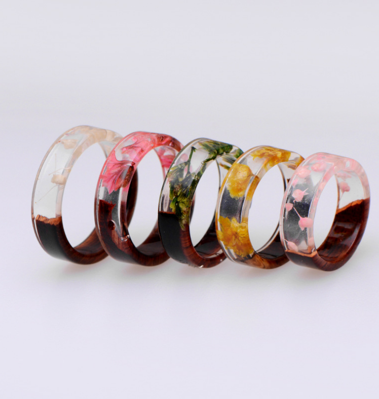 Dried flower resin wood ring